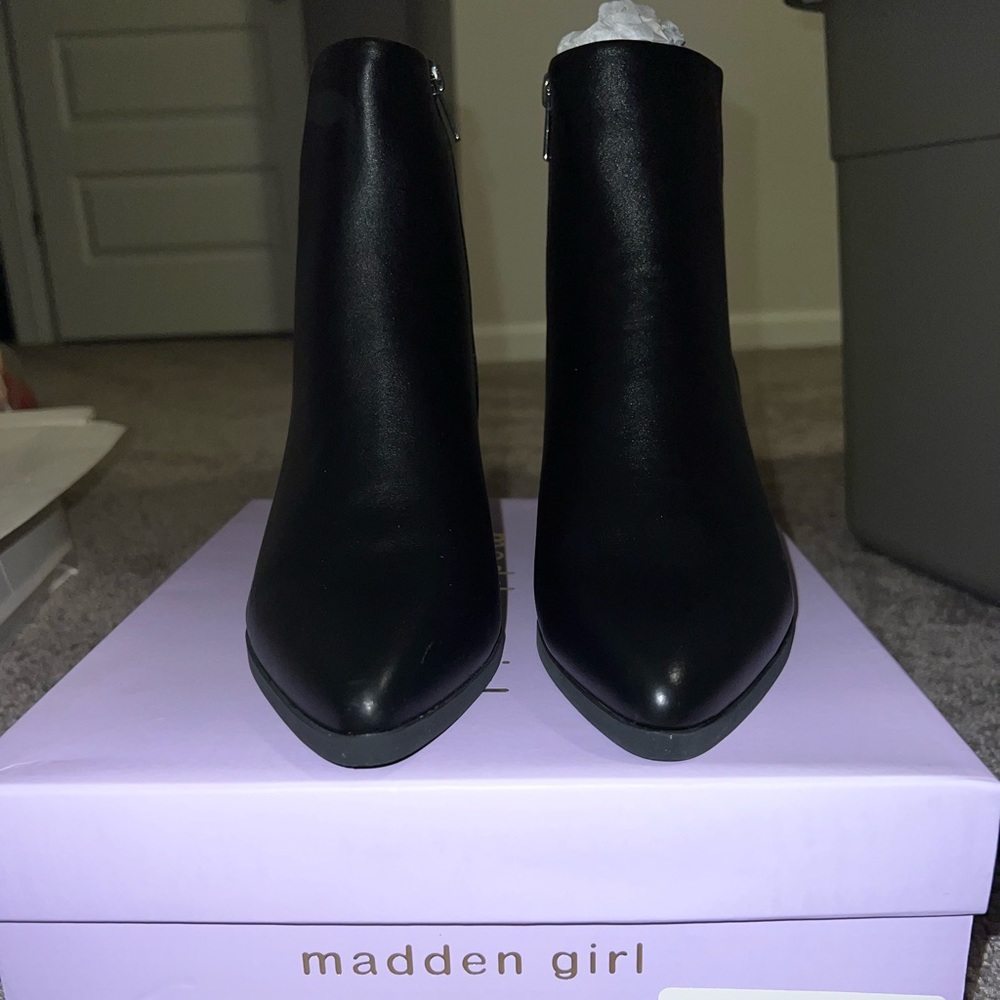 Brand New Black leather boot